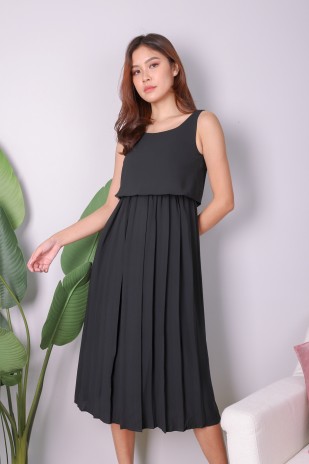 Yeni Pleat Overlay Dress in Black (MY)