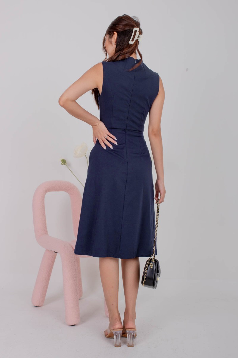 Leland Zip Front Midi Dress in Navy (MY)