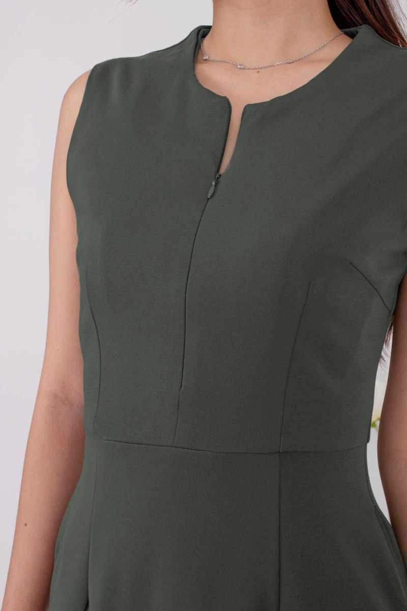 Leland Zip Front Midi Dress in Olive (MY)