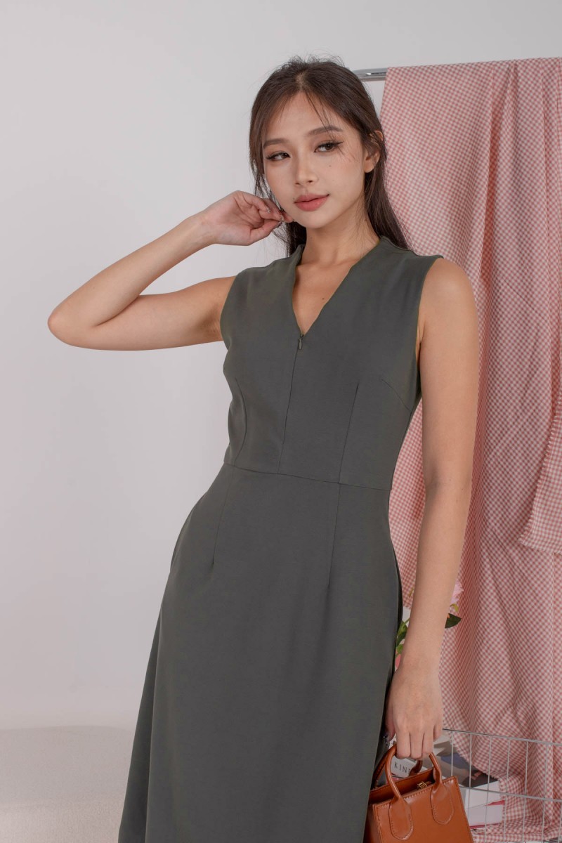 Leland Zip Front Midi Dress in Olive (MY)