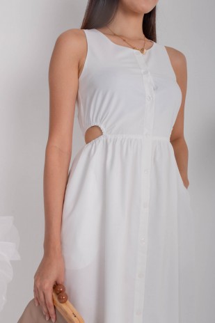 Annsel Cut-Out Button Maxi Dress in White (MY)