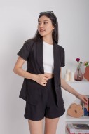 Kester Short-Sleeved Blazer in Black (MY)