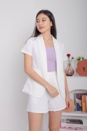 Kester Short-Sleeved Blazer in White (MY)