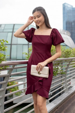 Cyra Square-Neck Puff Dress in Wine (MY)