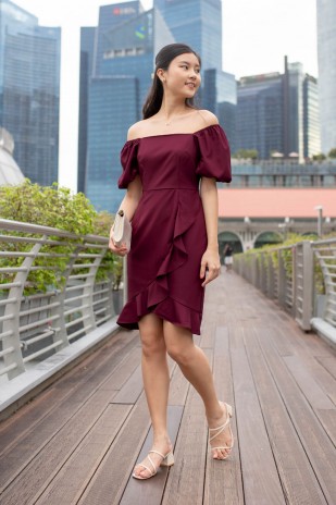 Cyra Square-Neck Puff Dress in Wine (MY)