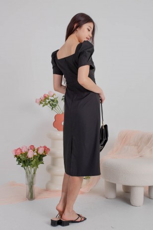 Valane Side Ruched Midi Dress in Black (MY)