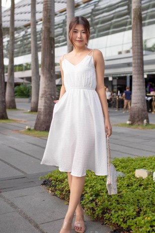 Velya V-Neck Flare Dress in White (MY)