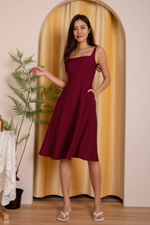 BACKORDERS6: Chasie Square-Neck Swing Dress in Wine