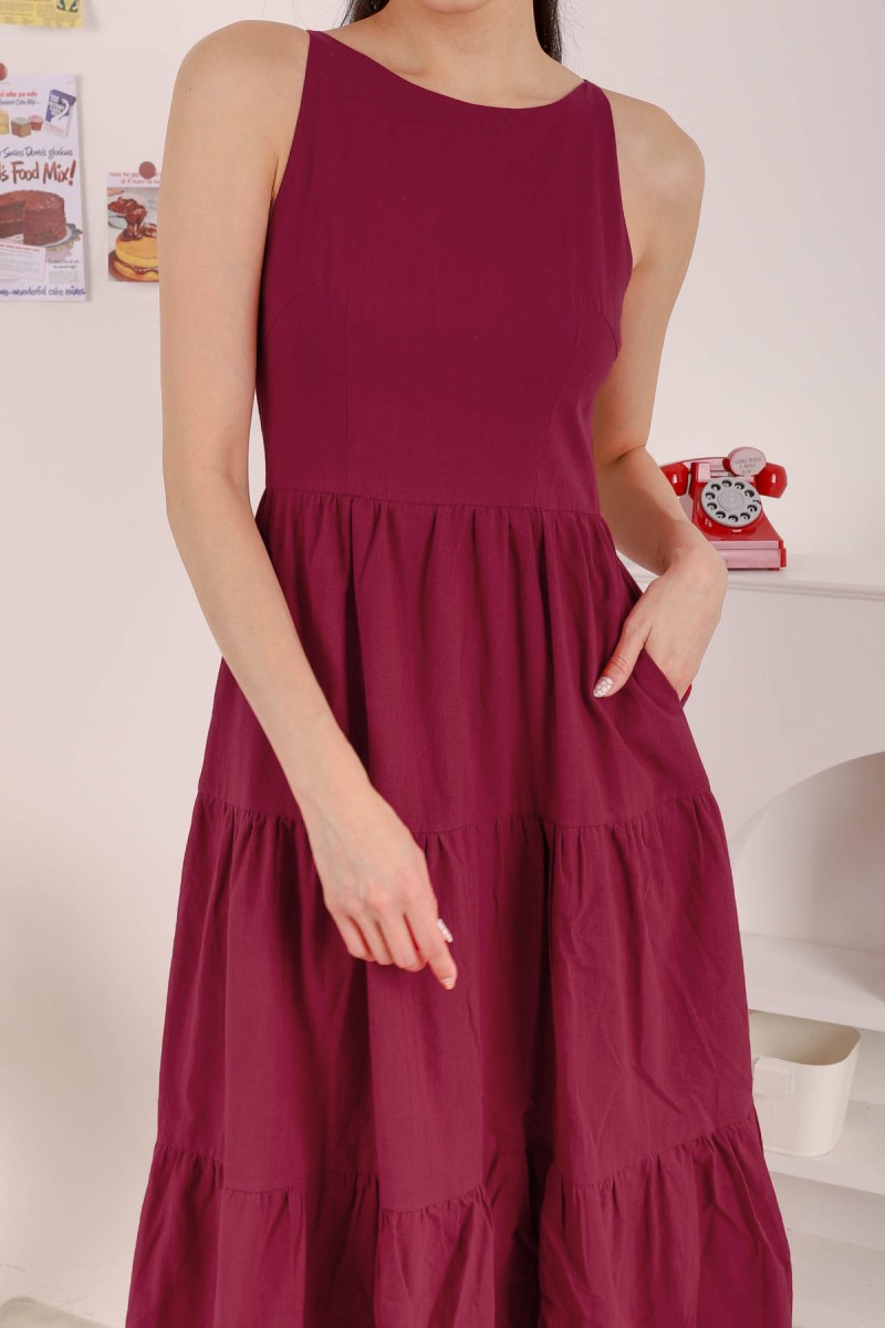 Alyssa Tiered Midi Dress in Wine