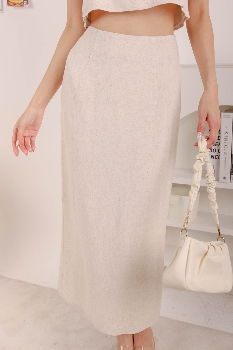 Kana Linen Maxi Skirt in Cream