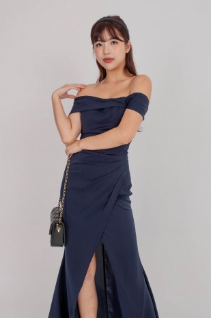 BACKORDERS10: Viore Off-Shoulder Overlap Dress in Navy