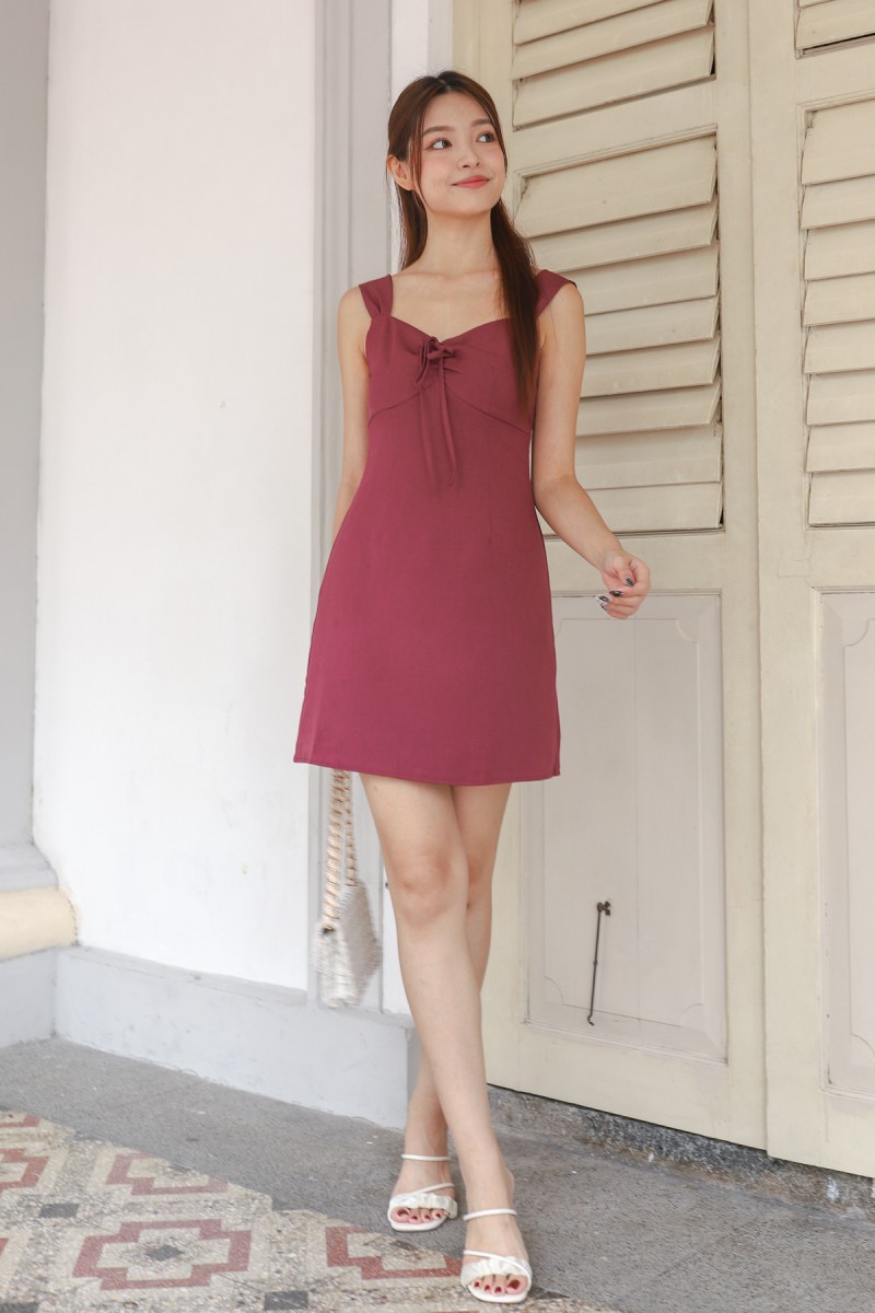 Aisha Ribbon Front Dress in Wine