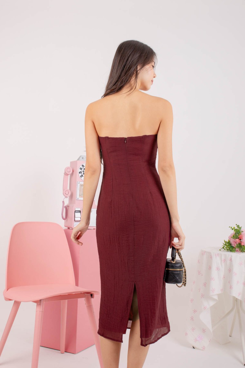 RESTOCK2: Qiselle Padded Tie-Straps Midi Dress in Wine