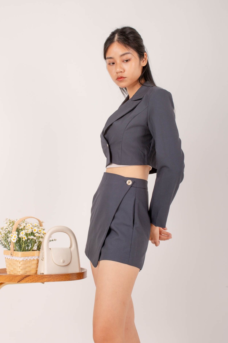 Jenny Crop Blazer in Gunmetal