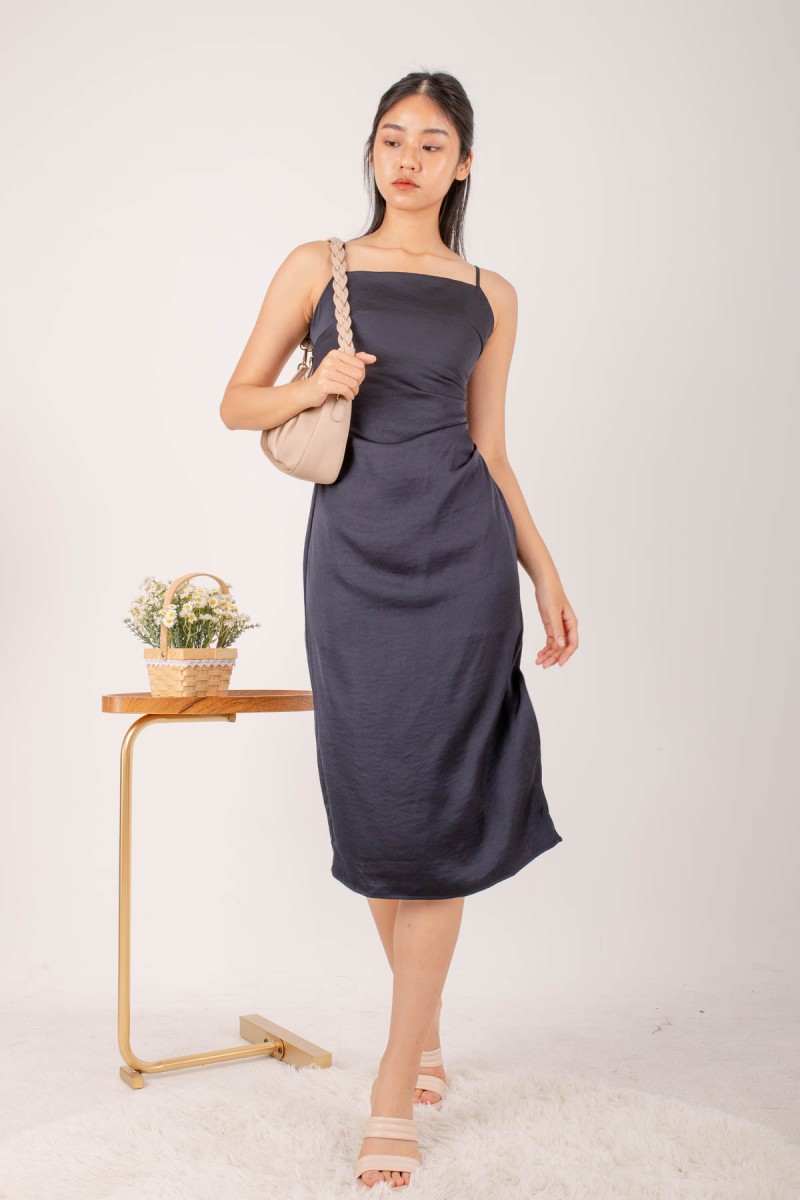 Maggie Side Ruched Midi Dress in Black