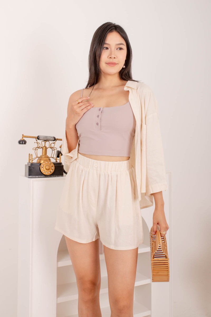 Callista Linen Everyday Shorts in Cream