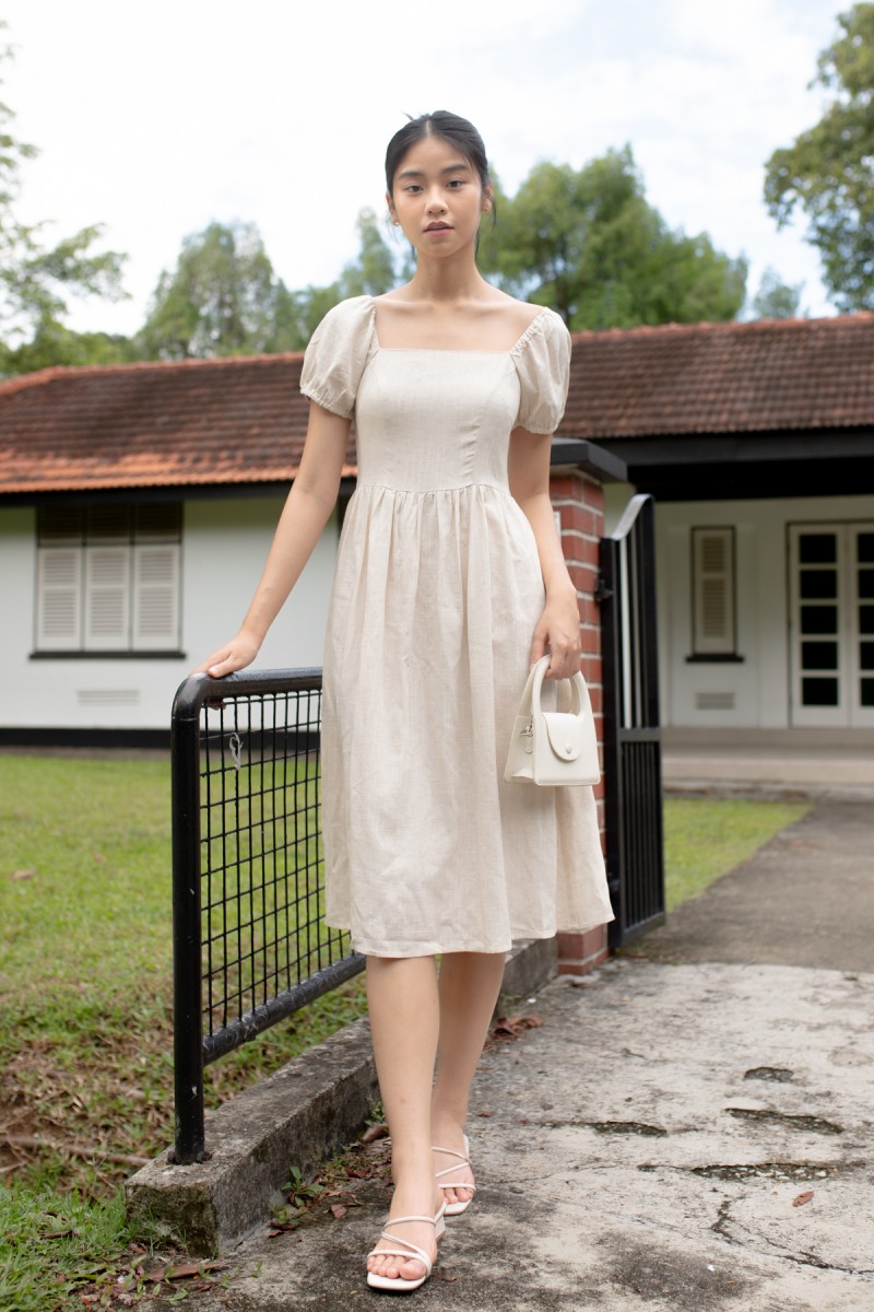 Nia Puffed Sleeve Maxi Dress in Cream