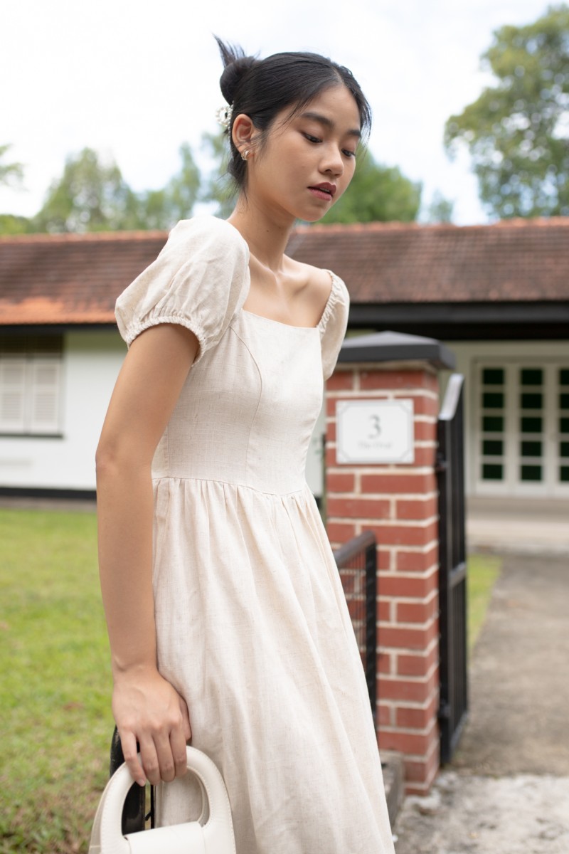 Nia Puffed Sleeve Maxi Dress in Cream