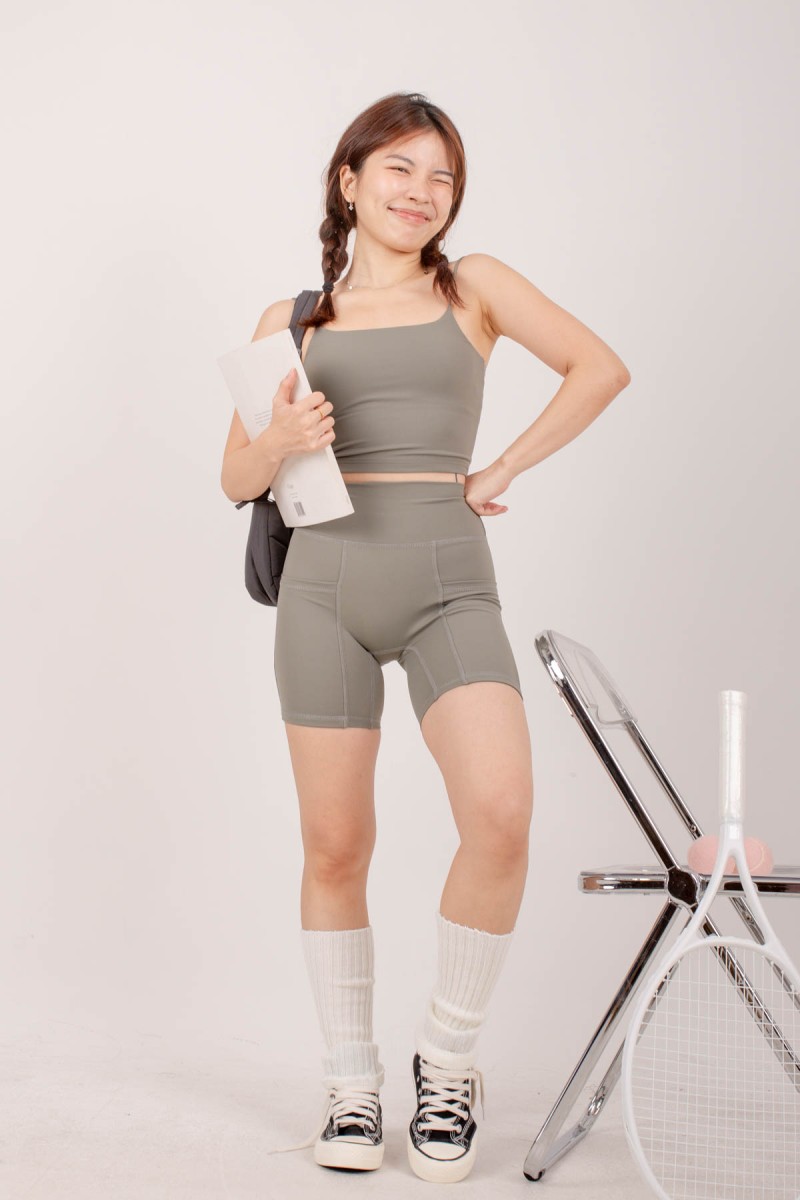 RESTOCK7: Niko Padded Basic Top in Olive