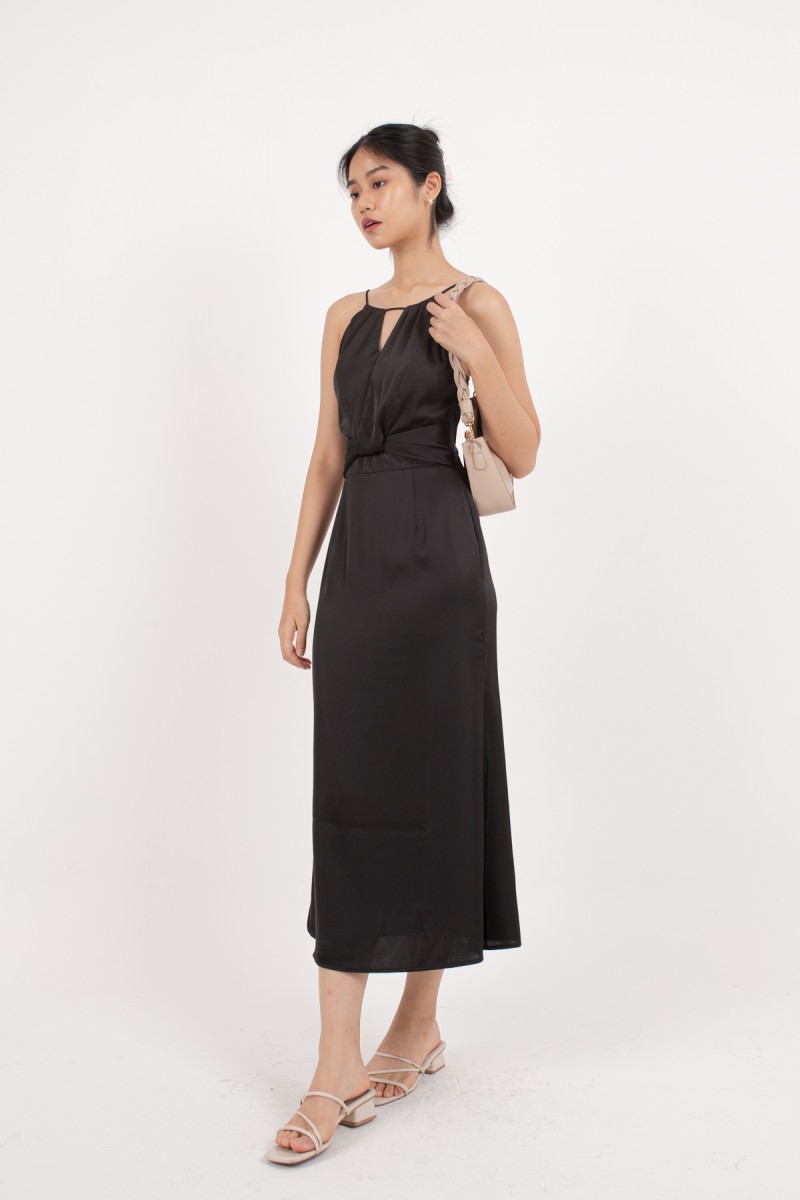 Shayla Keyhole Maxi Dress in Black