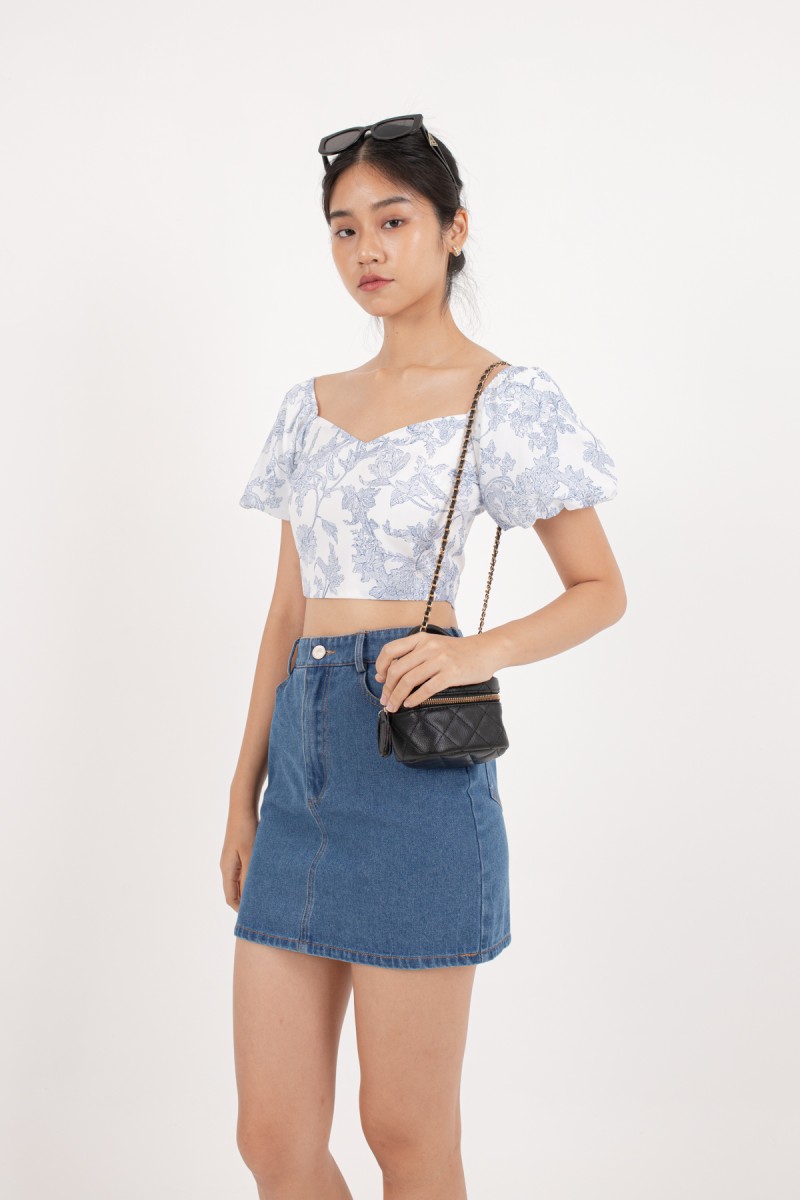 Chelle Floral Puffed Sleeve Top in Blue Florals