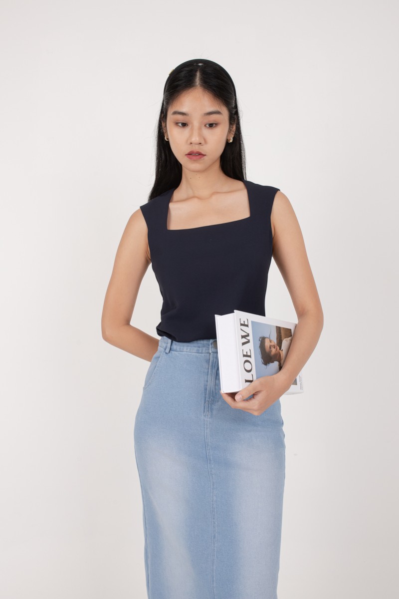 Terryn Square Neck Top in Navy