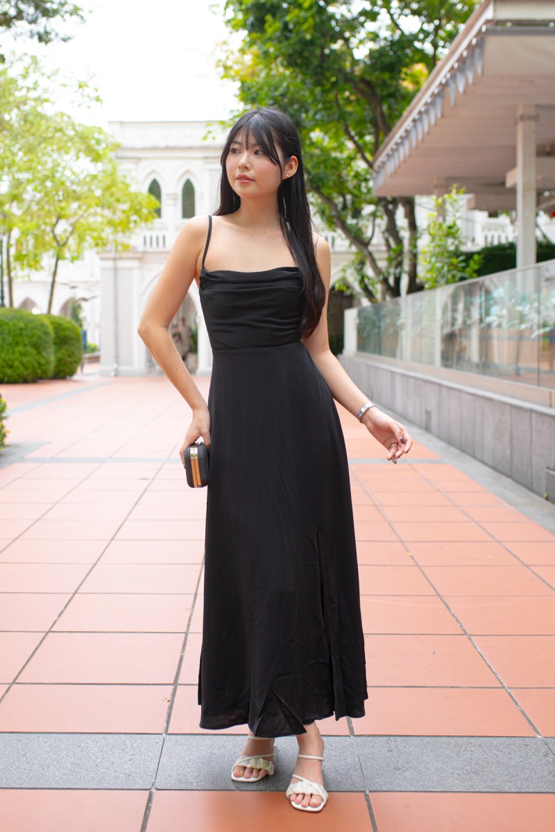 RESTOCK6: Liessa Ruched Twist Maxi in Black