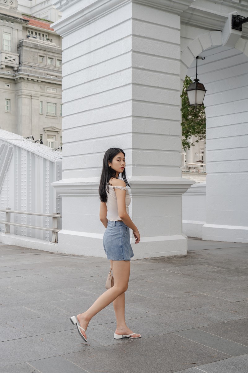 RESTOCK2: Finlay Side Twist Top in Nude