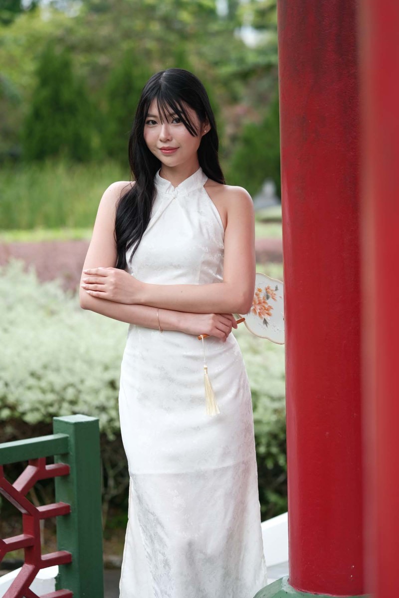 Huan Cheongsam Midi Dress in White