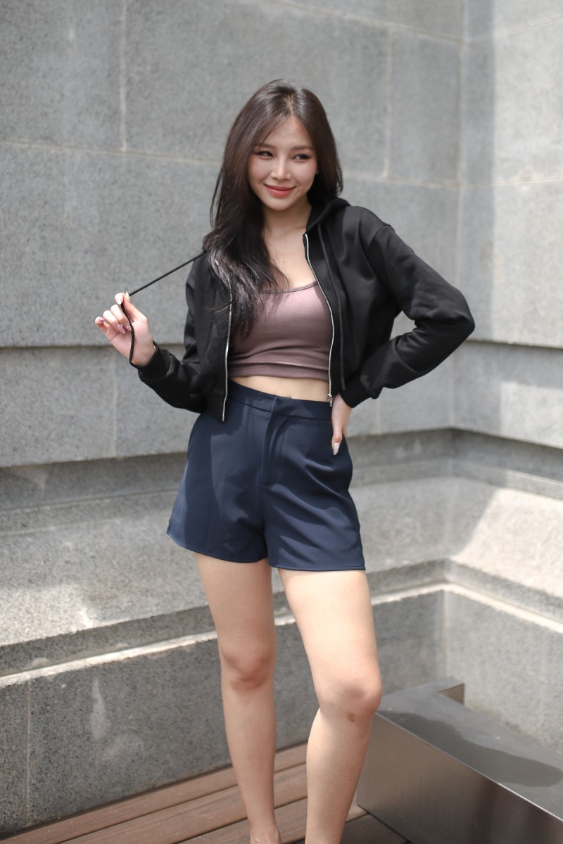 RESTOCK: Chill Out Cropped Hoodie in Black