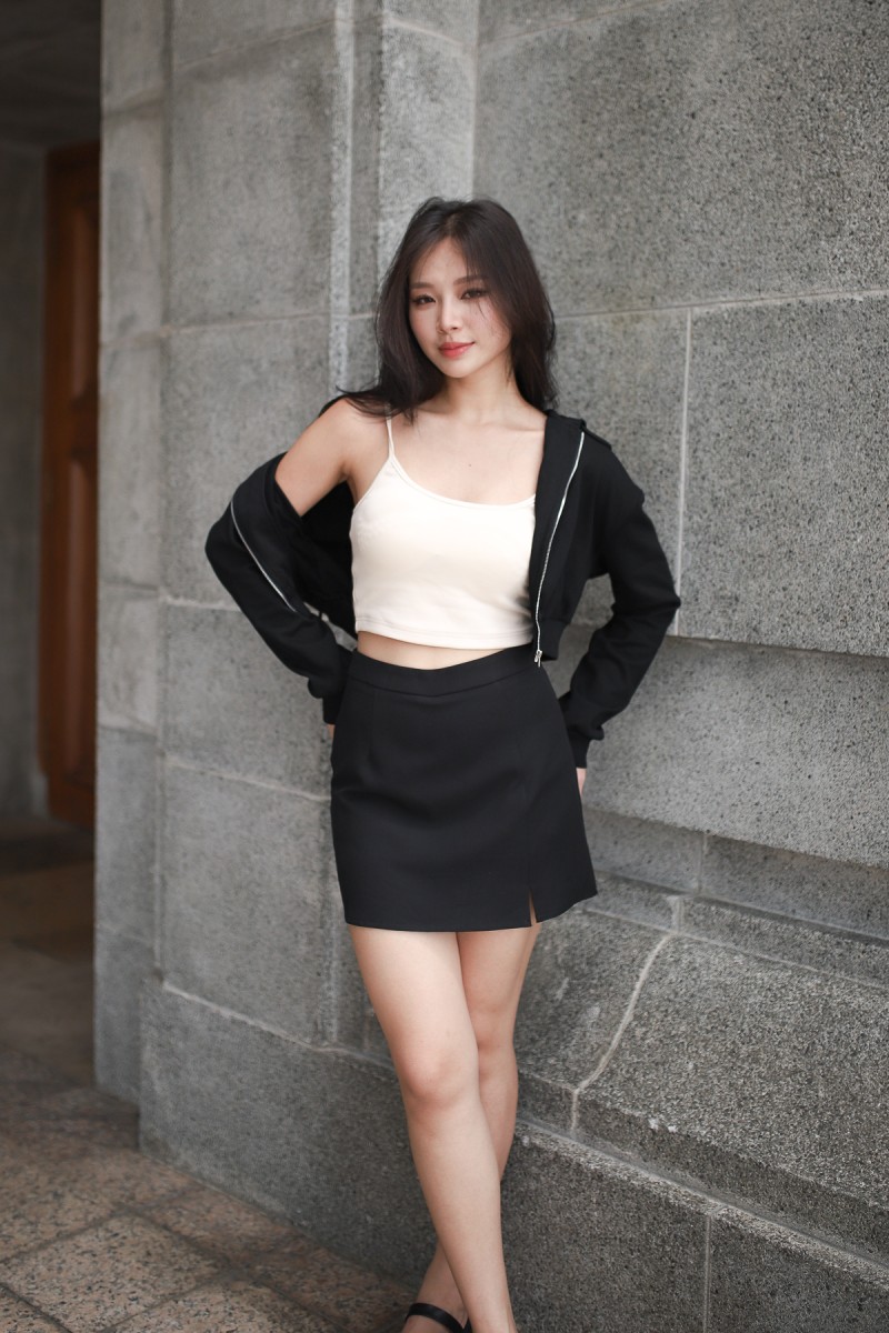 RESTOCK: Chill Out Cropped Hoodie in Black