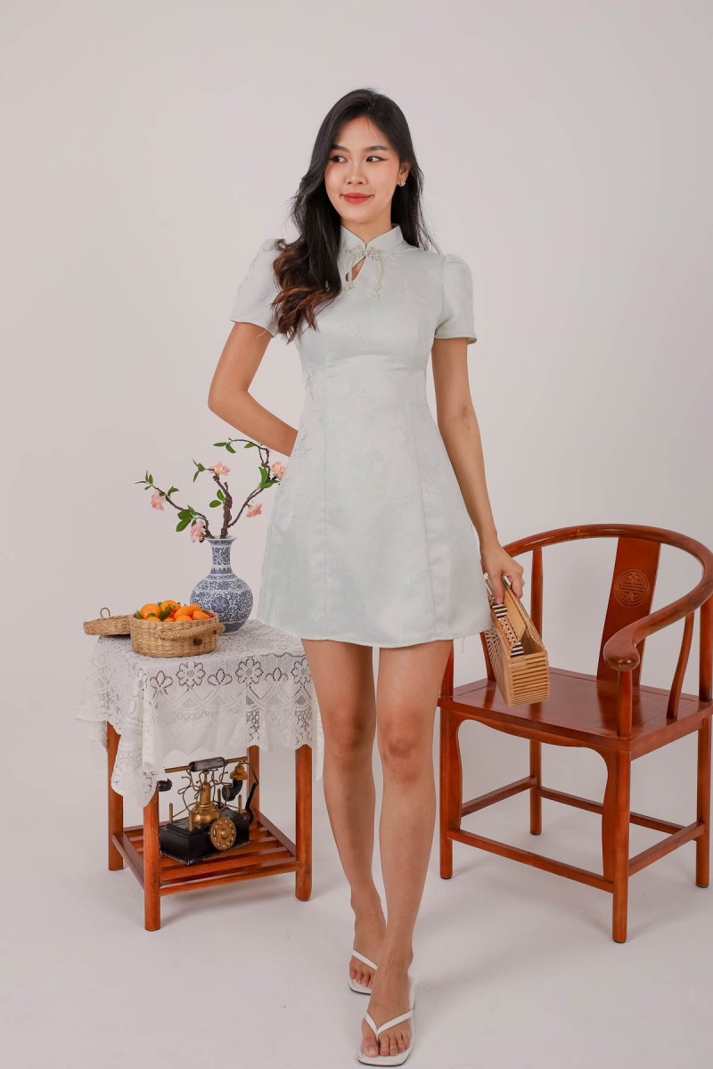 Xpress-BO2: Rong Embossed Puff Cheongsam in Sage