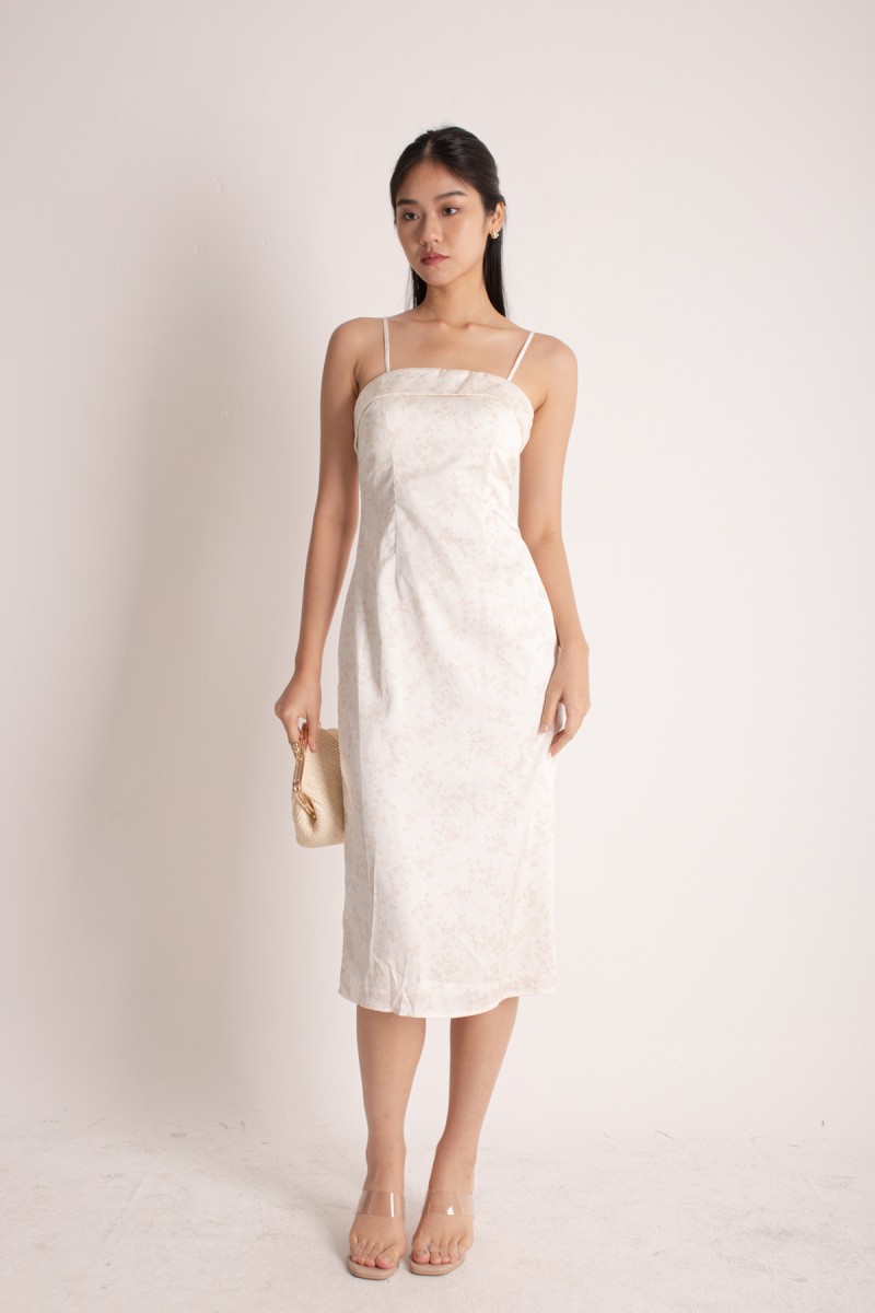 BACKORDERS2: Seraphina Satin Padded Dress in Champagne