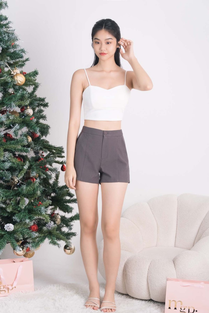 Vale Button Shorts in Mocha