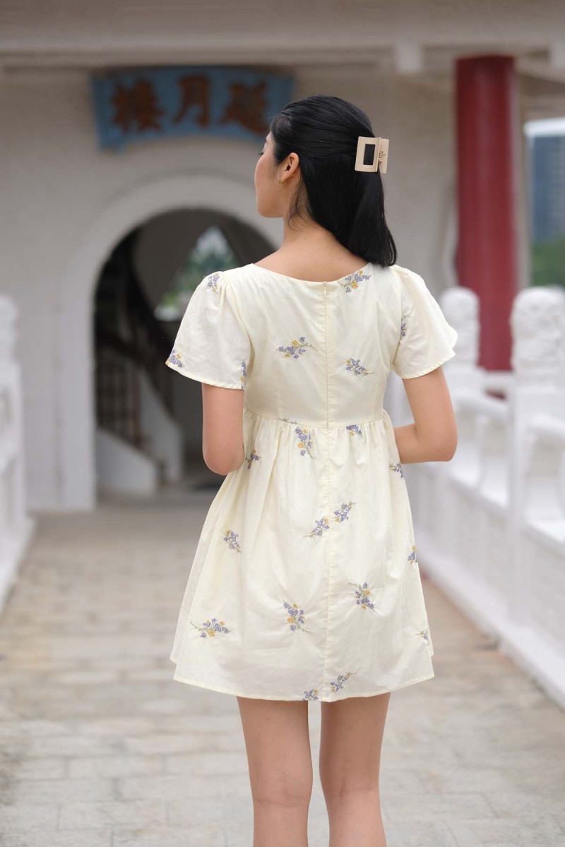 Lingwen Sweetheart Romper Dress in Butter