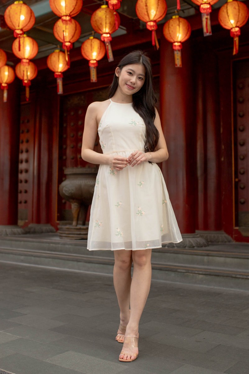 RESTOCK: Symphony Embroidered Cheongsam Set in Cream