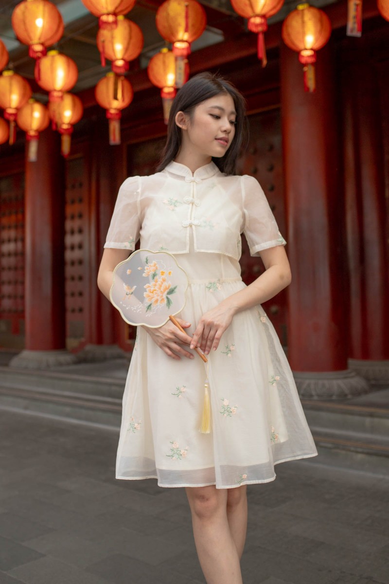 RESTOCK: Symphony Embroidered Cheongsam Set in Cream