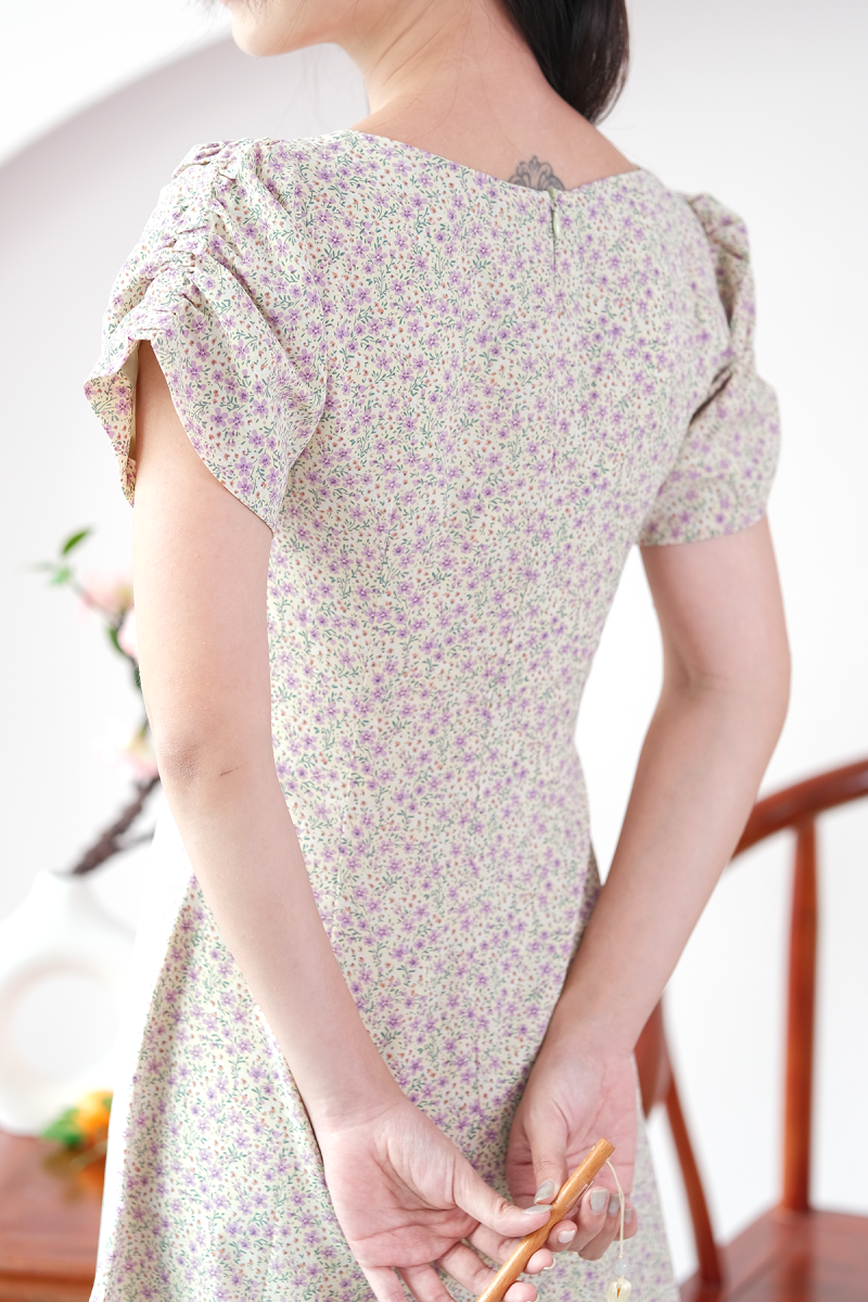 Selly Floral All Over Dress in Green