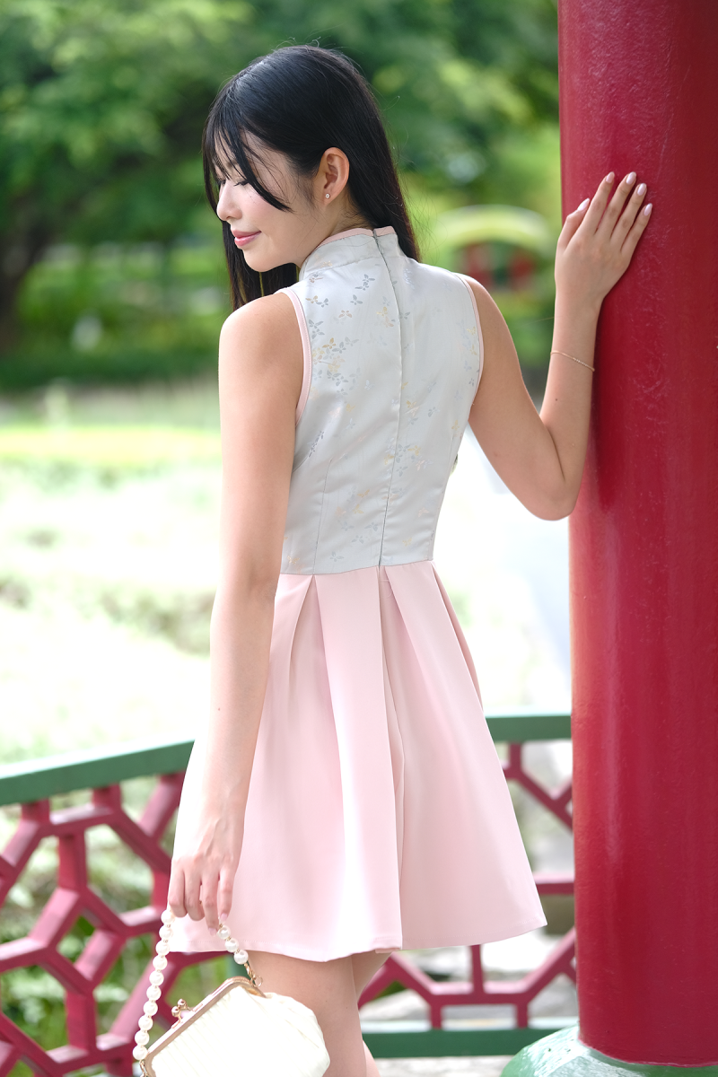 Lotus Pleated Cheongsam Dress in Pink