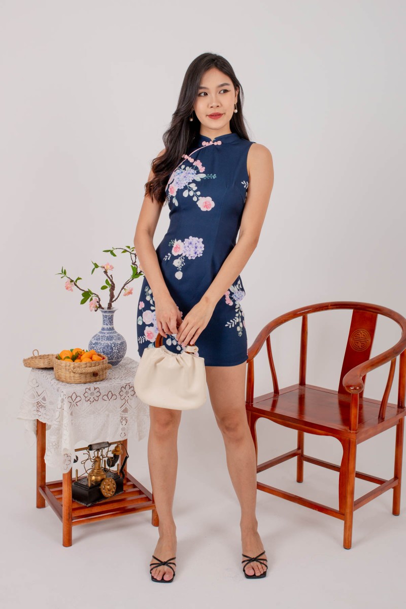 RESTOCK: Fang Floral Cheongsam in Navy