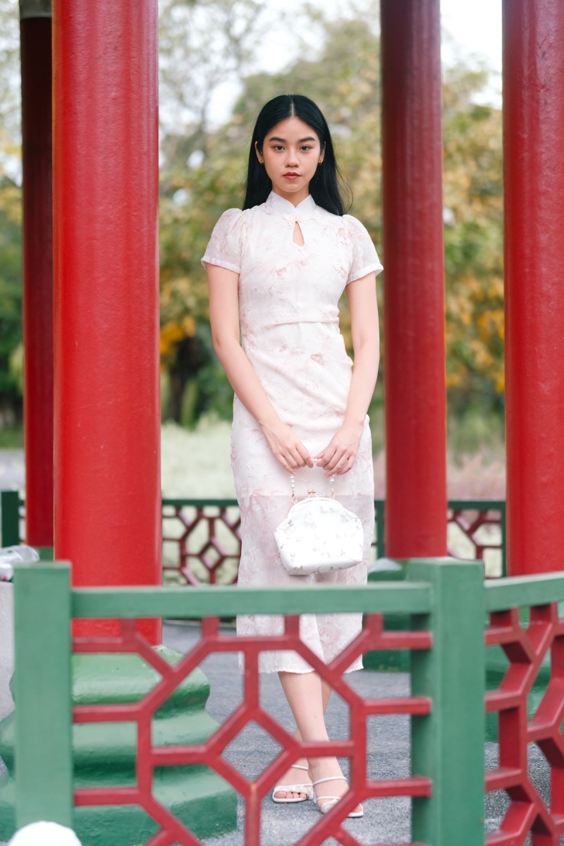 BACKORDERS: Lea Maine Cheongsam Midi Dress in Pink