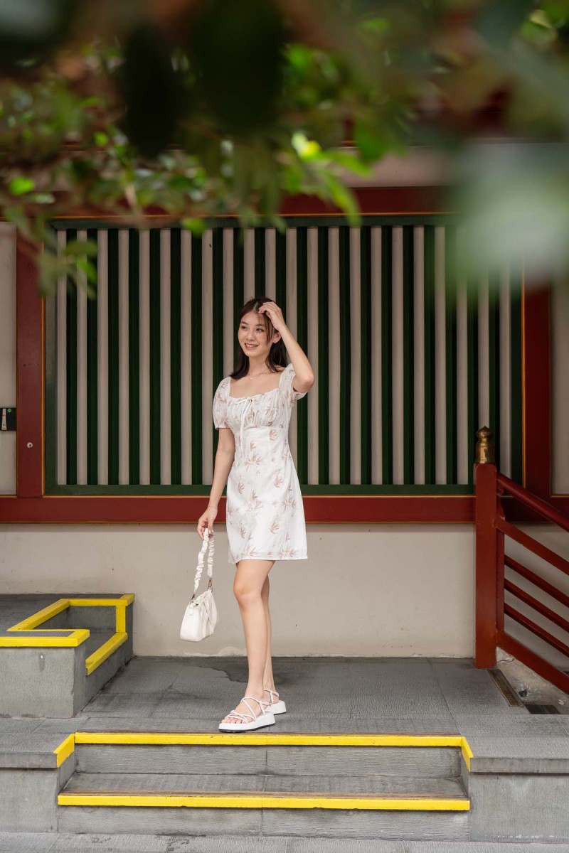 Belle Floral Ruched Dress in Brown