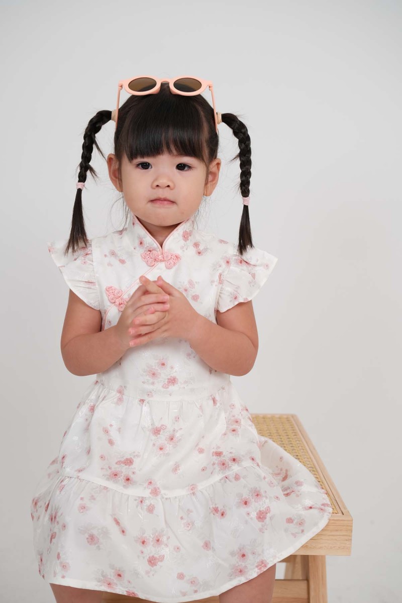 Meadow Junior Floral Cheongsam in Pink