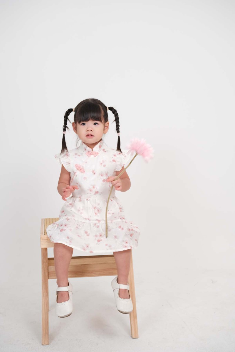 Meadow Junior Floral Cheongsam in Pink