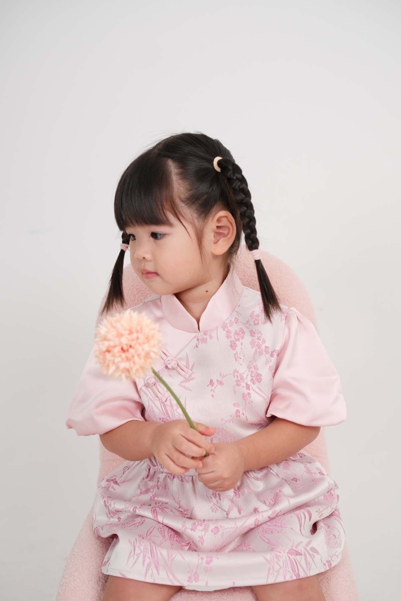 Jia Junior Floral Puff Sleeve Cheongsam in Pink