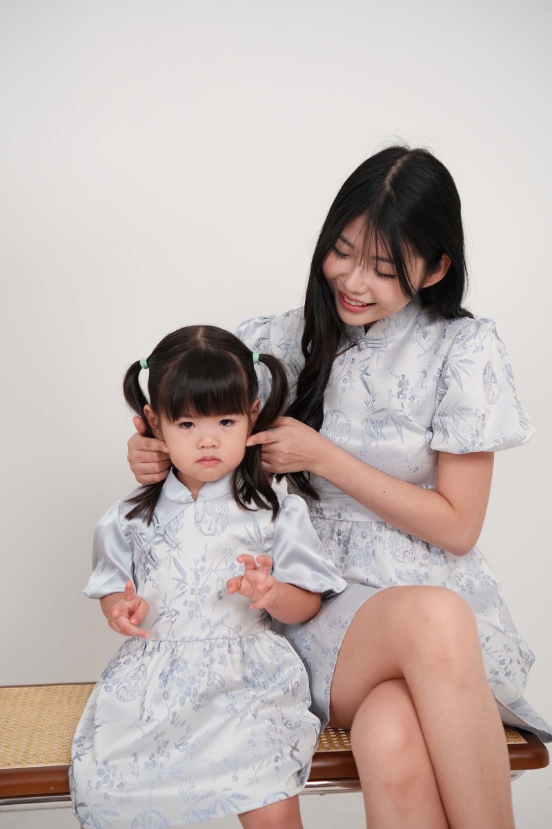 Jia Junior Floral Puff Sleeve Cheongsam in Blue