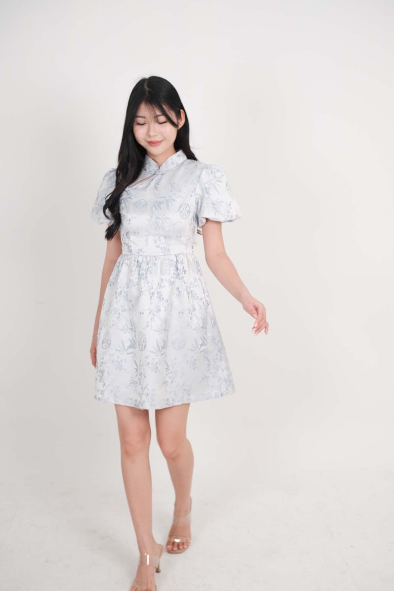 Jia Floral Puff Sleeve Cheongsam in Blue