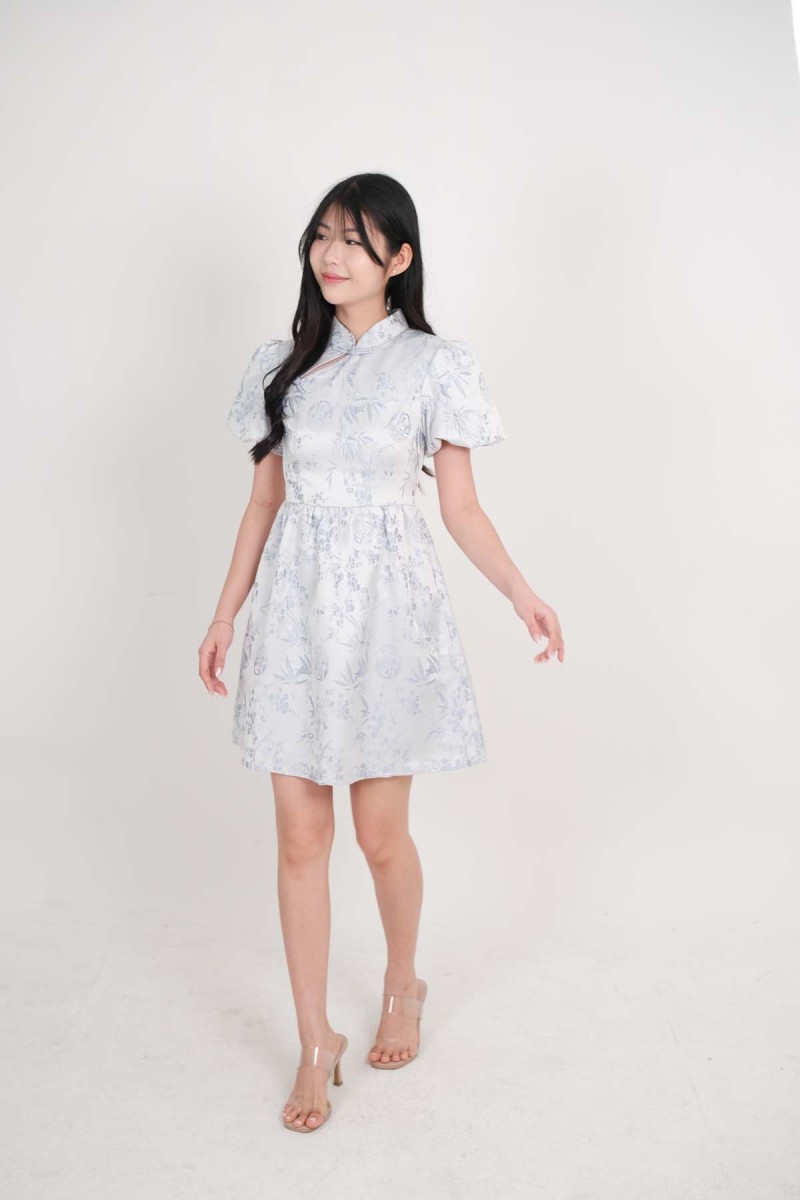 Jia Floral Puff Sleeve Cheongsam in Blue