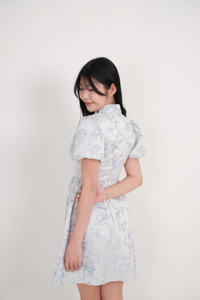 Jia Floral Puff Sleeve Cheongsam in Blue