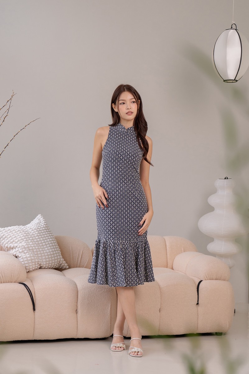 Elysian Eyelet Mermaid Cheongsam in Midnight